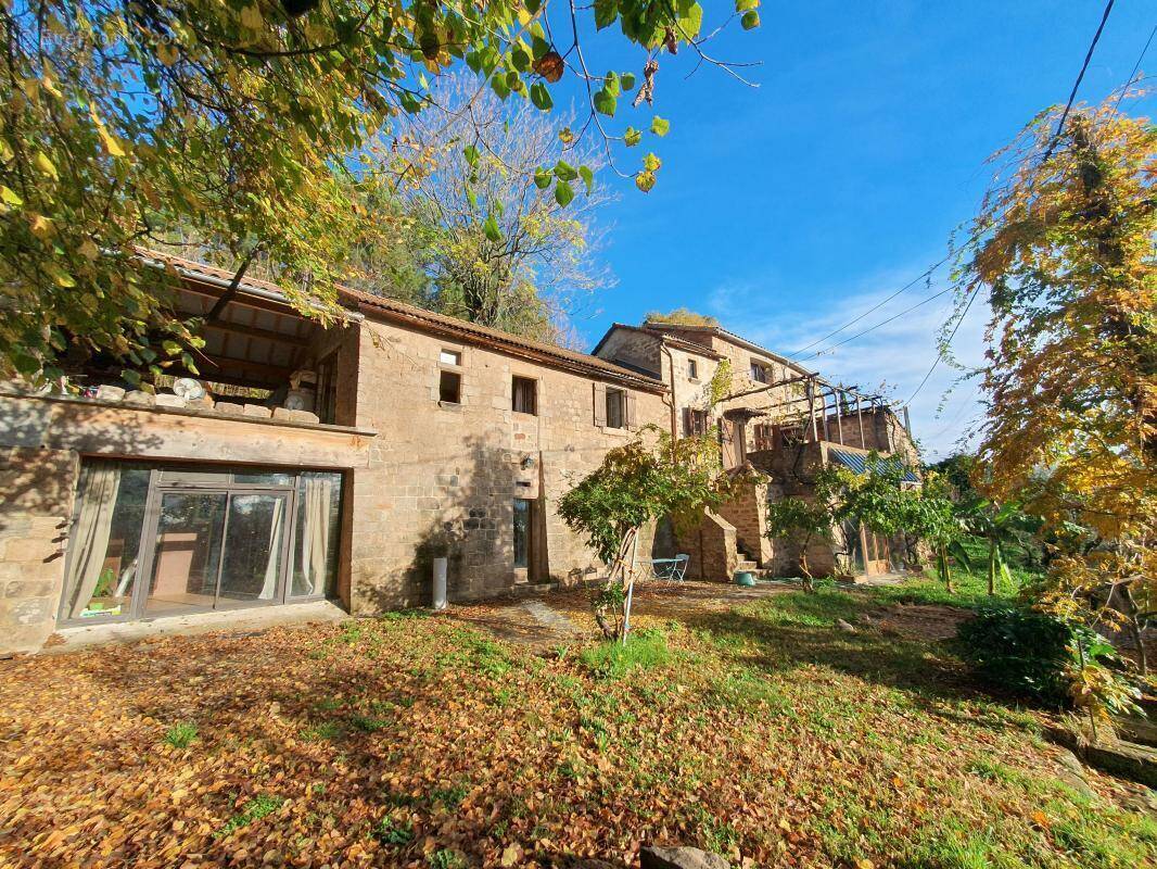 Maison à LES SALELLES