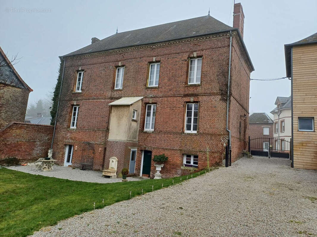 Maison à GRANDCOURT