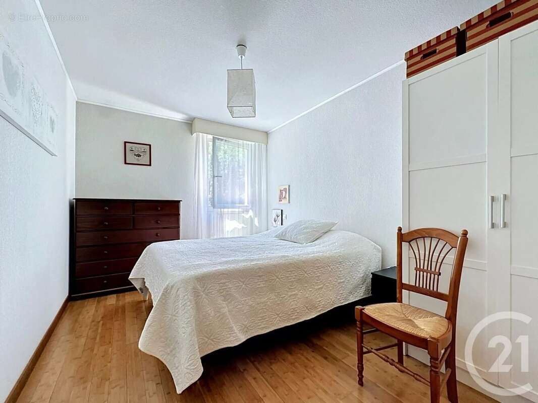 Appartement à MOUGINS