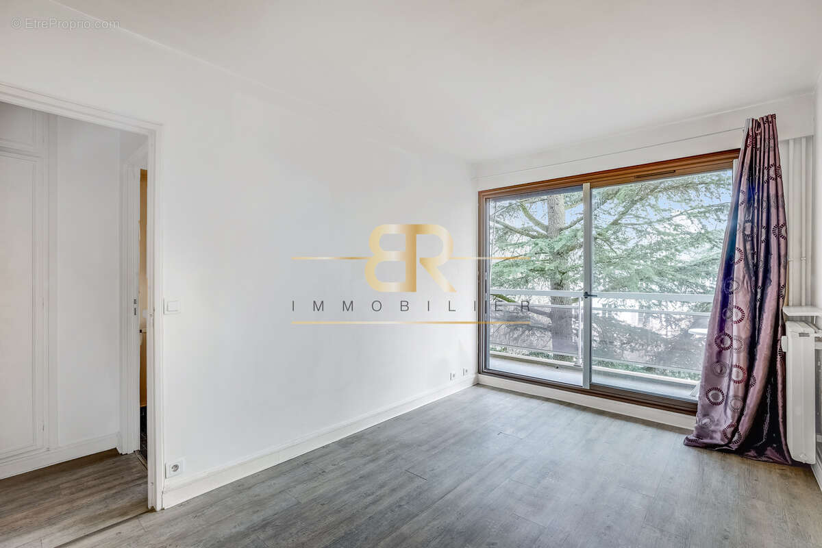 Appartement à BOURG-LA-REINE