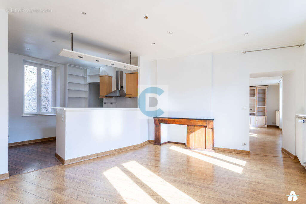 T4 Appartement Centre Bonneville  duplex 4 pièces 108 m2 (124 m2 utiles)   3 chambres   Parking couvert - photo 5