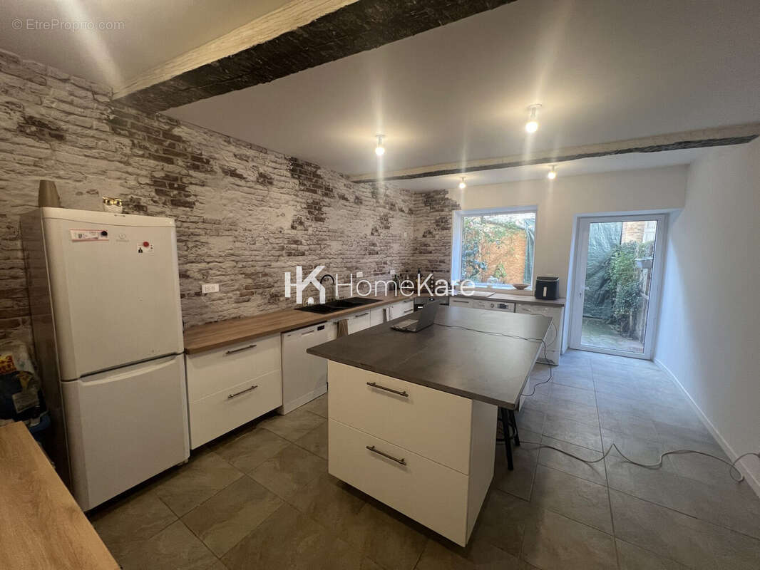 Maison à L&#039;ISLE-EN-DODON