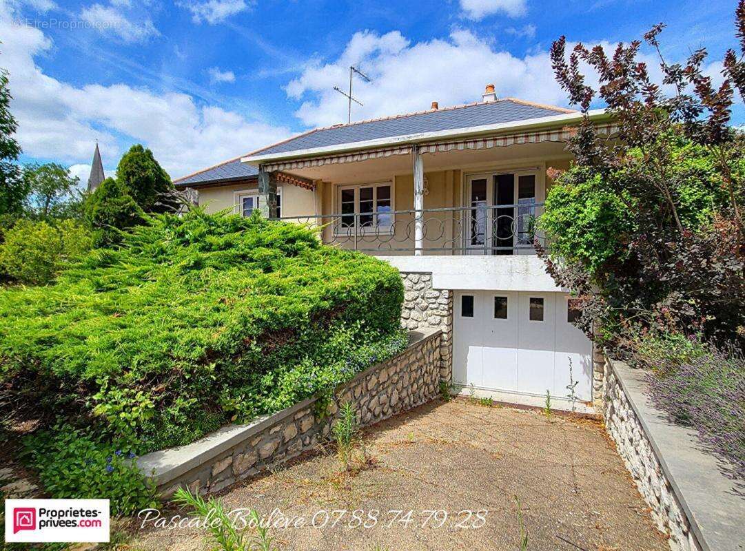 Maison avec rez-de-jardin - Vernantes (49390) - photo 14