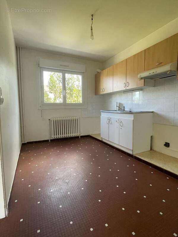 Maison 76 m² à Le Mans  - photo 8