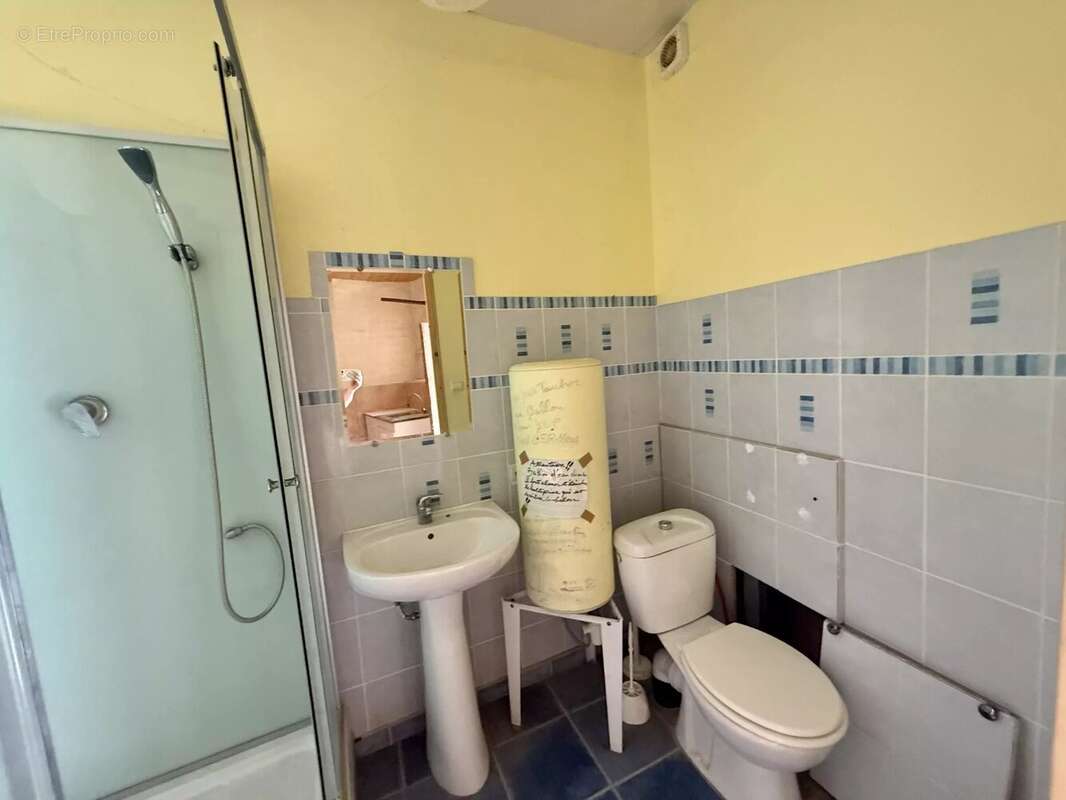 Maison de village à rénover avec jardin constructible - photo 12