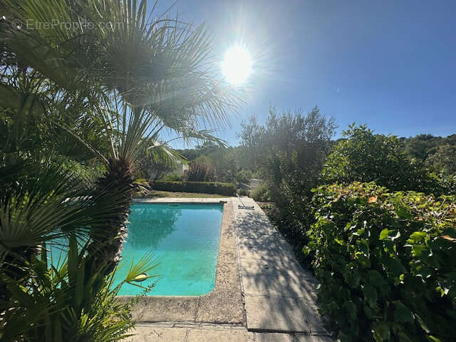 Maison à LES MATELLES