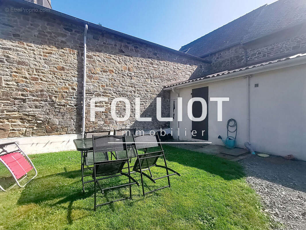 Maison à SAINT-AUBIN-DES-PREAUX