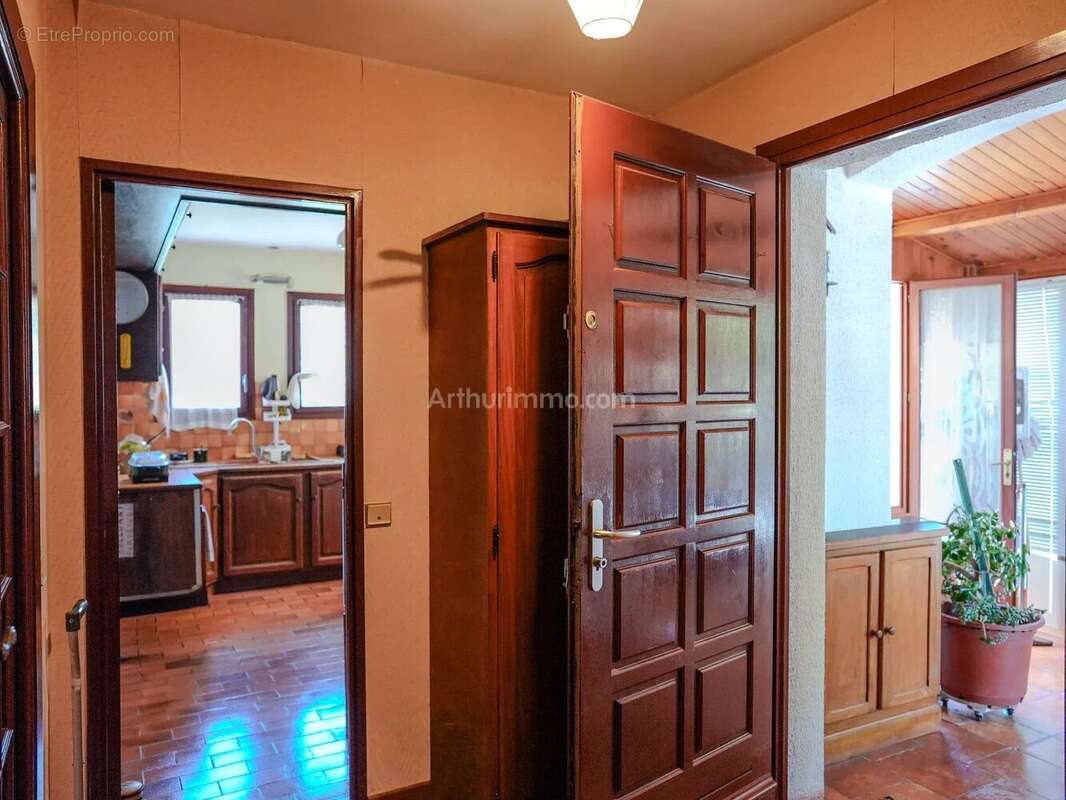 Vente Maison Ampus(83111) 315 000ï¿œ - photo 10