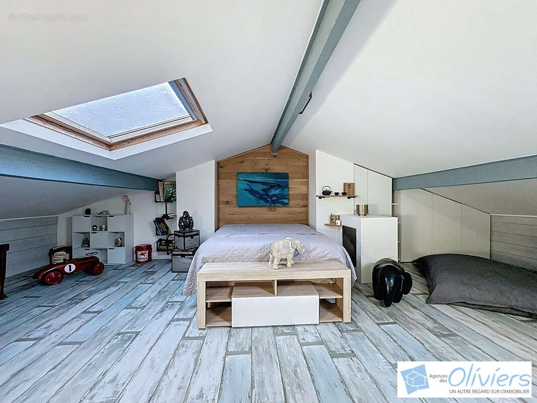 Maison à MAGNY-LES-HAMEAUX