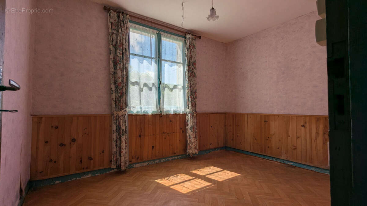 Jolie maison de campagne à rénover à AMFREVILLE - 68,5 m² - photo 6