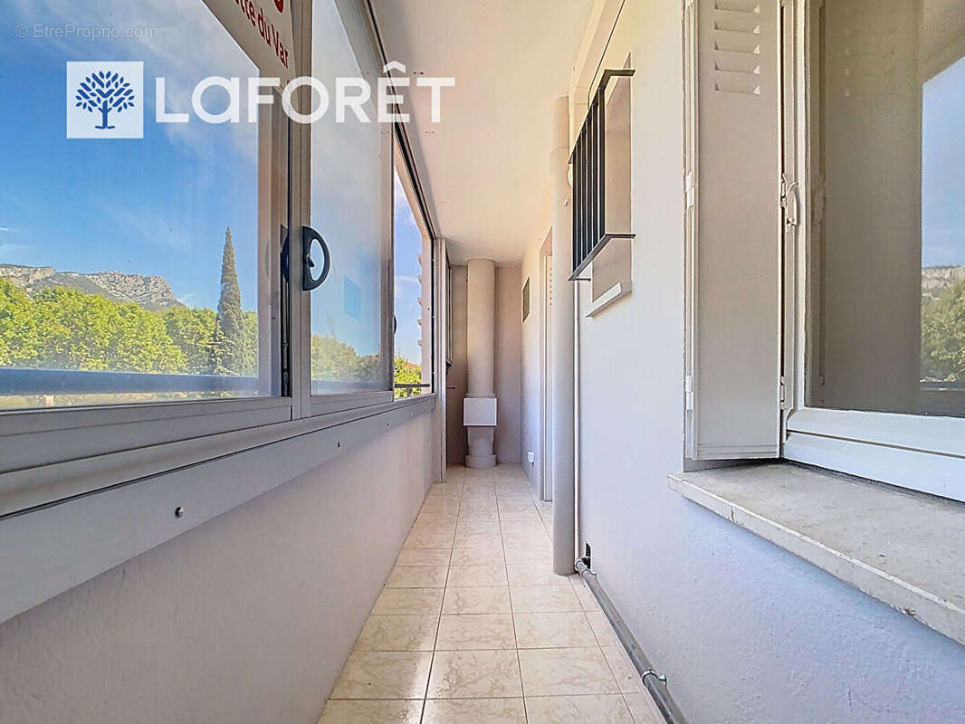 Appartement à LA VALETTE-DU-VAR