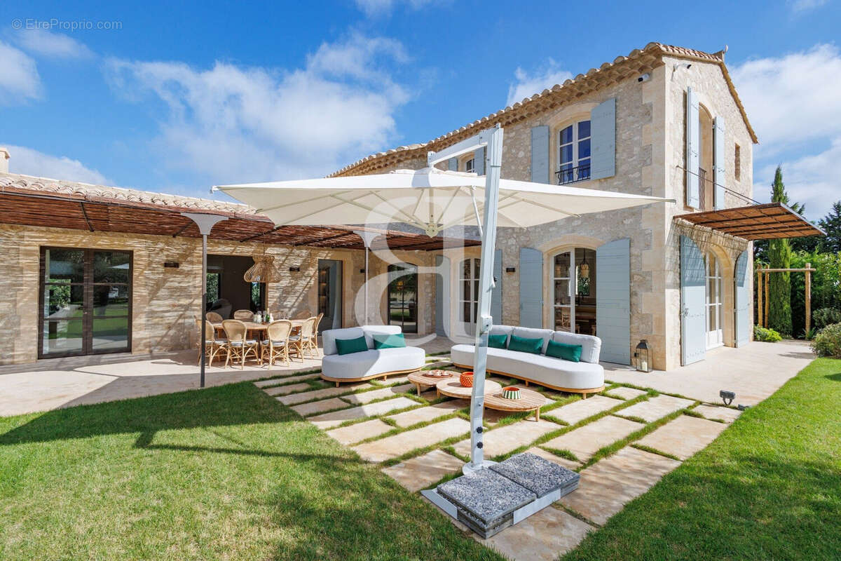 Maison à EYGALIERES