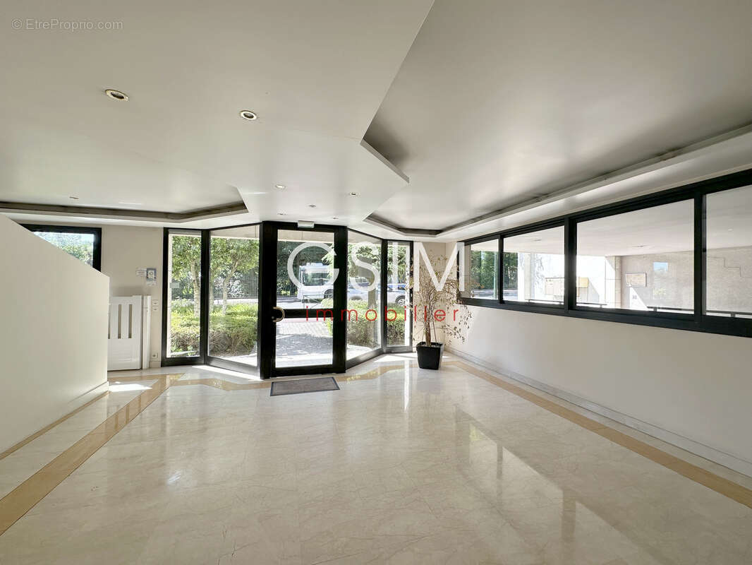 Appartement à GARCHES