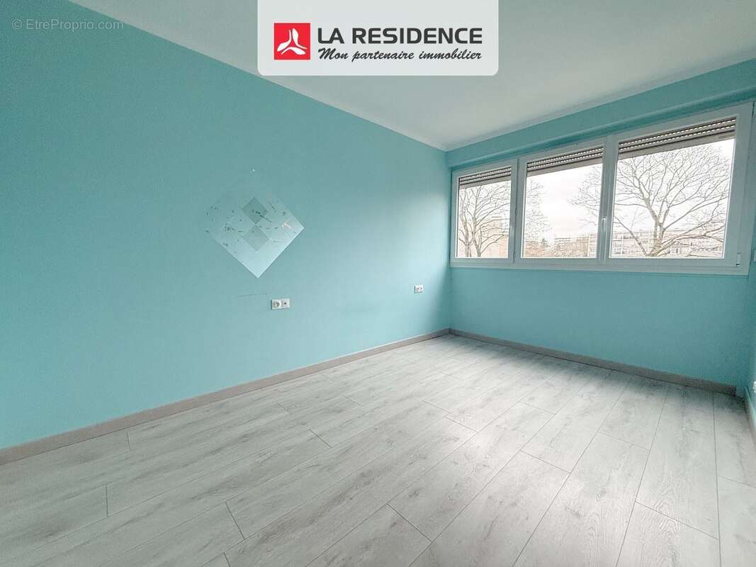 Appartement à VELIZY-VILLACOUBLAY