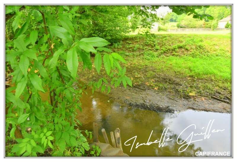 Maison à LE CHATELET