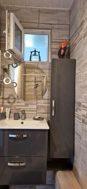 Maison à DECAZEVILLE