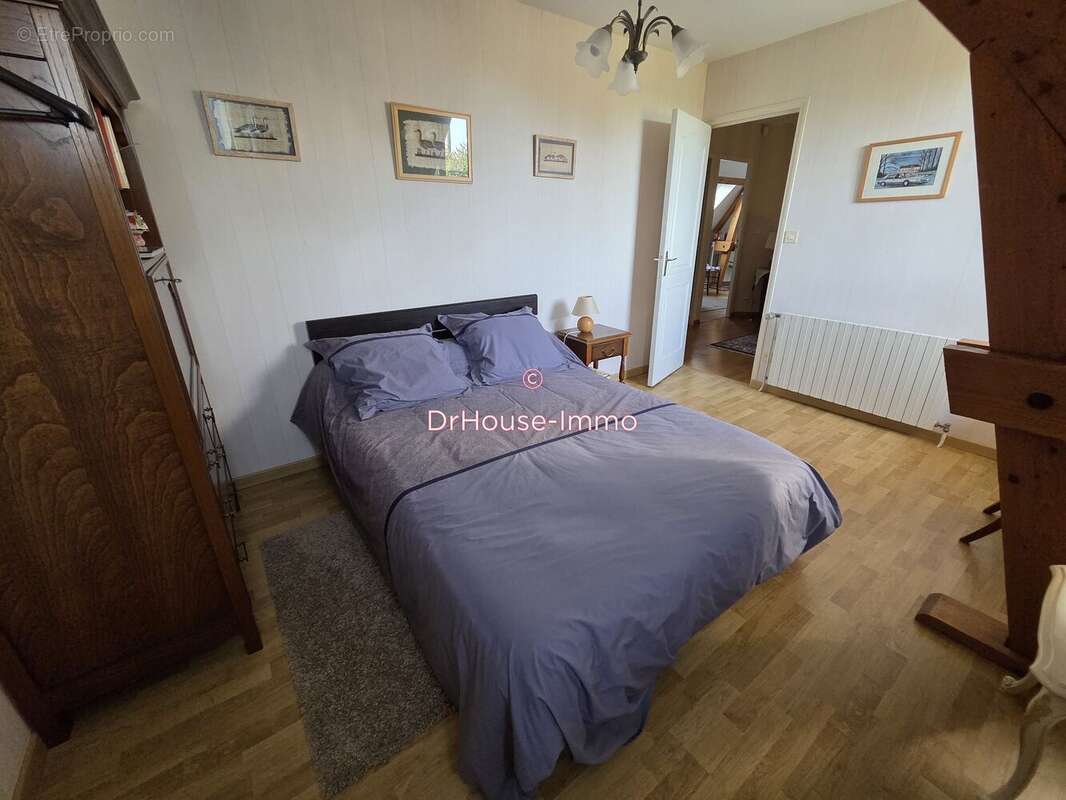 Maison à SAINT-JULIEN-LES-VILLAS