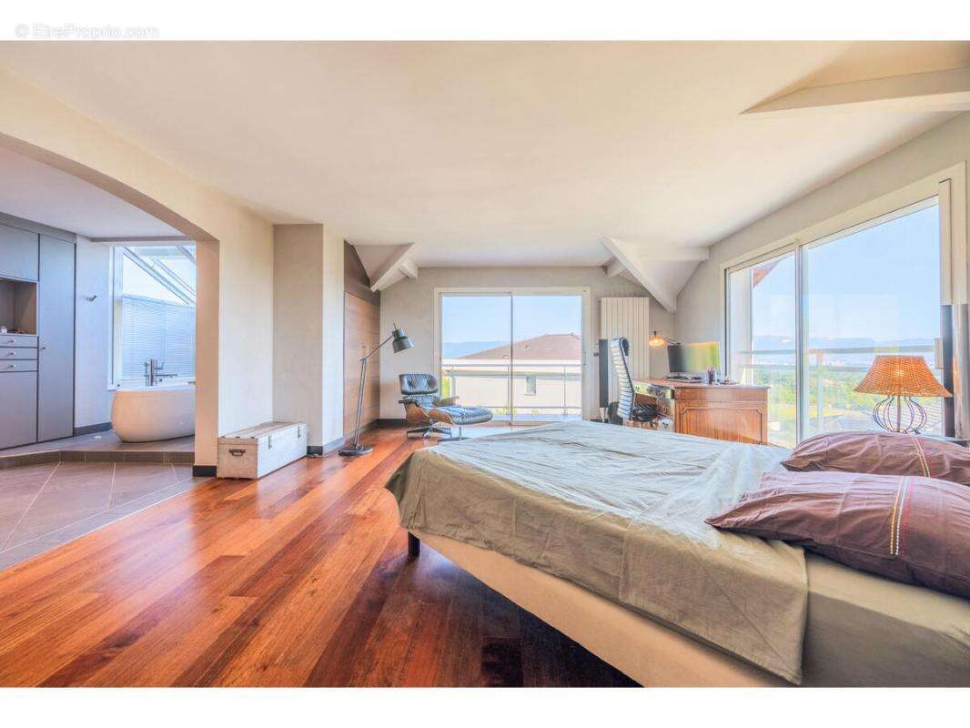 Maison 213 m² à Bossey  - photo 15