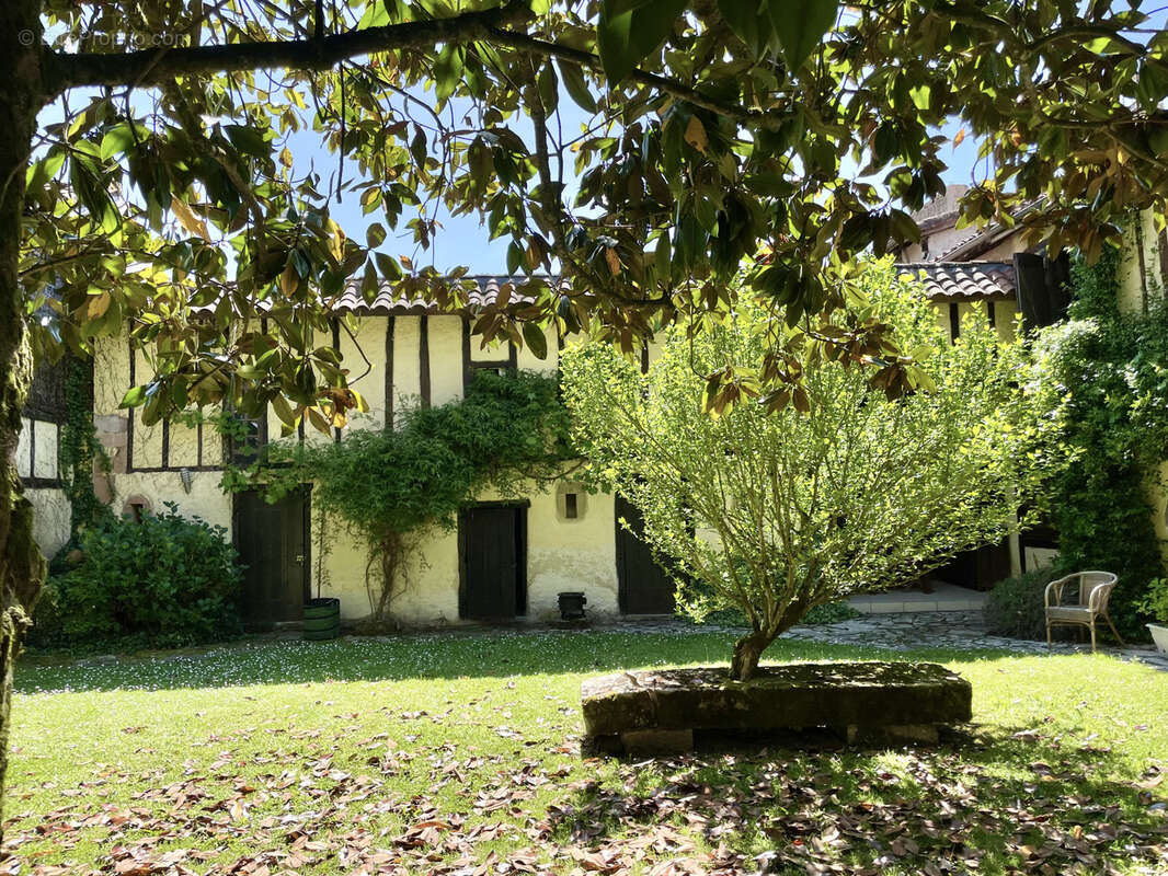 Maison à MIELAN