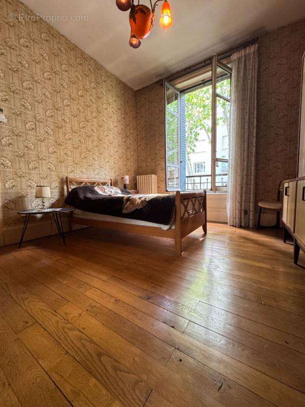 Maison à VILLEURBANNE