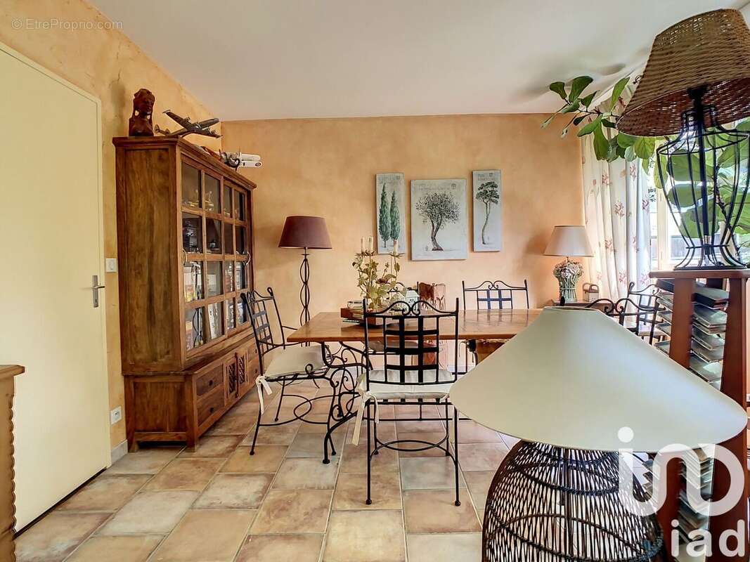 Photo 2 - Appartement à VAUX-LE-PENIL