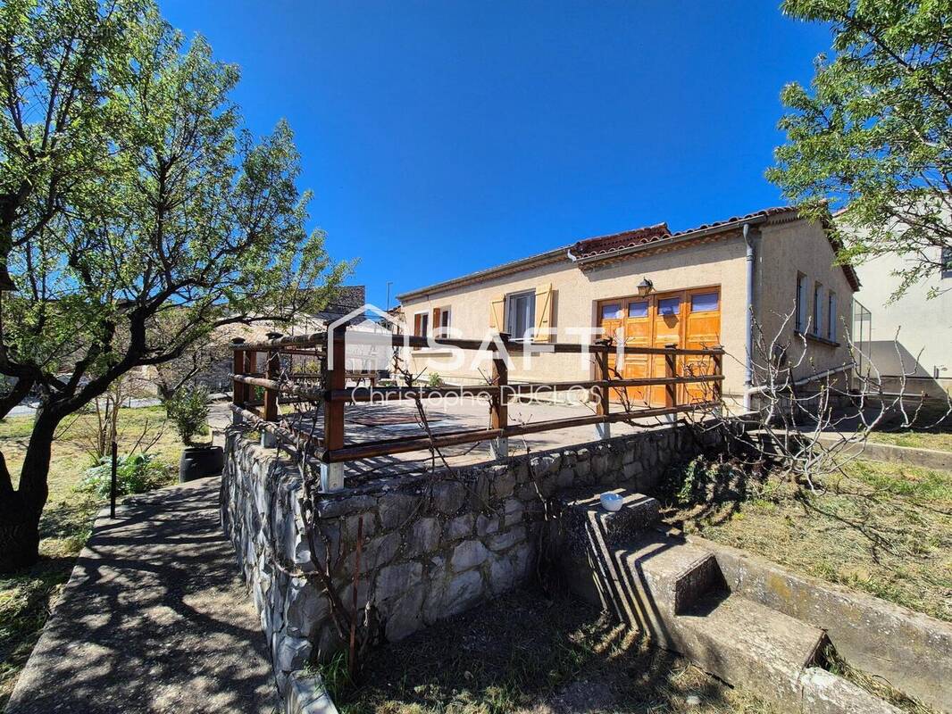 Photo 1 - Maison à CHATEAUNEUF-VAL-SAINT-DONAT