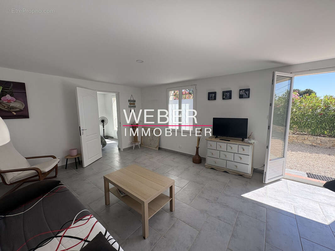 - ollioules - villa vue degagee et mer - photo 10