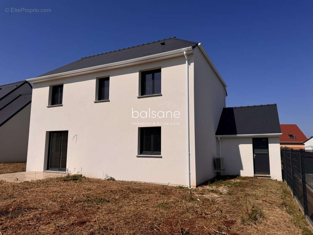 Maison 130 m² à Saint-Georges-Sur-Fontaine  - photo 8