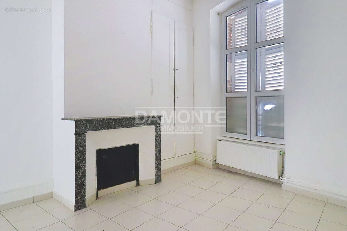 Immeuble idéalement situé dans un secteur attractif - photo 11