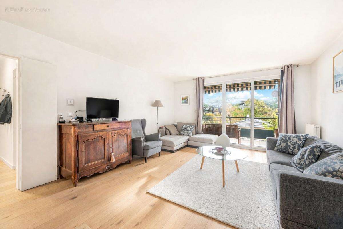 Très bel appartement T5 rénové VILLEURBANNE (69) - photo 6