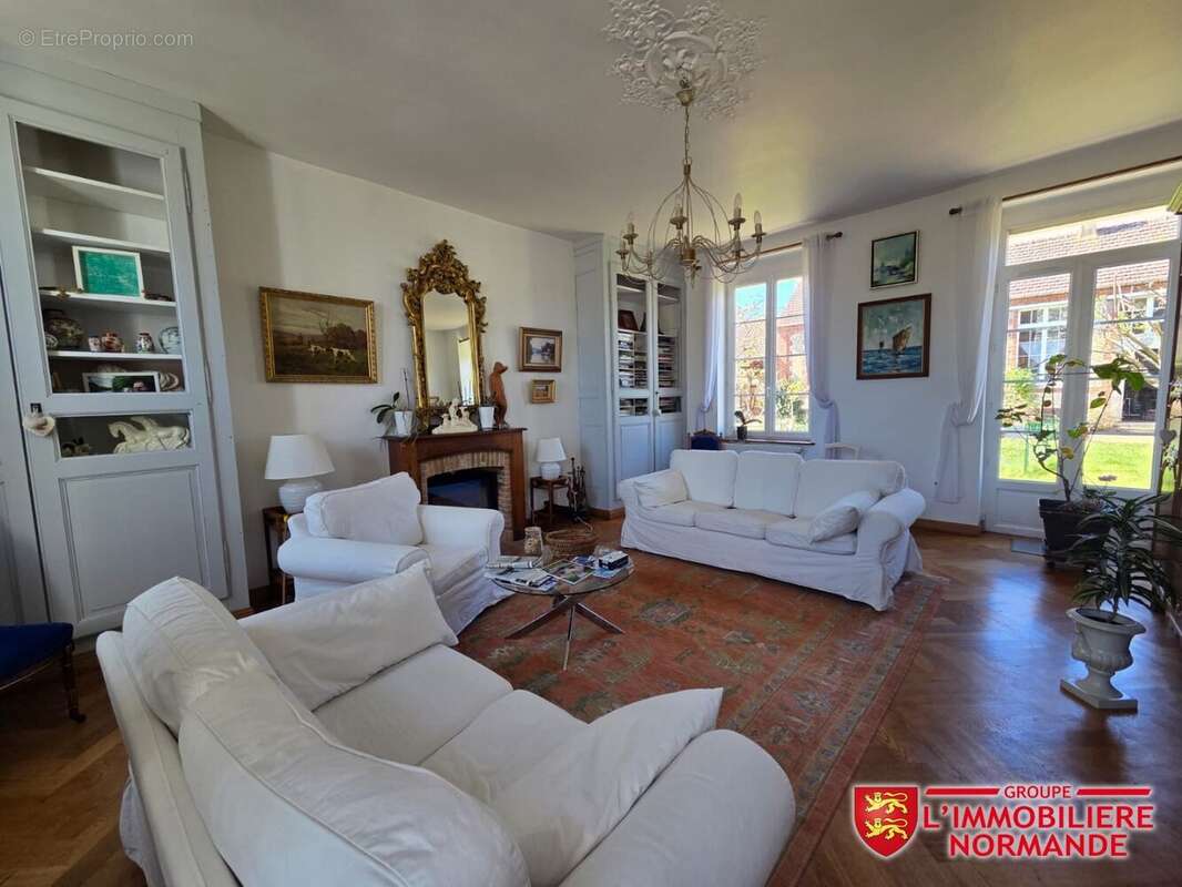 Maison à LE VAUDREUIL