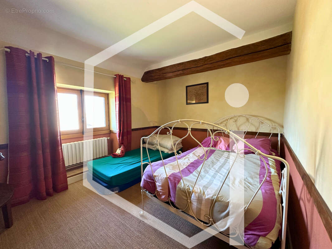 Maison à COSNE-COURS-SUR-LOIRE