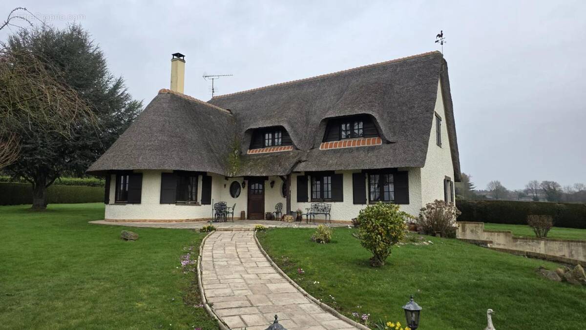Maison à MILLY-SUR-THERAIN