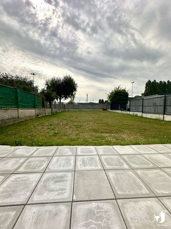 Maison à NEUVILLE-SAINT-REMY