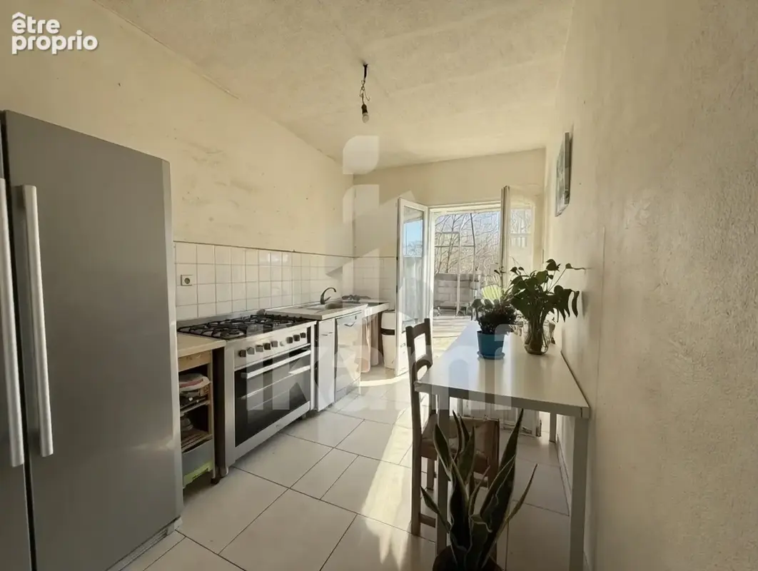 Maison 97 m2 avec joli terrain arboré - photo 6