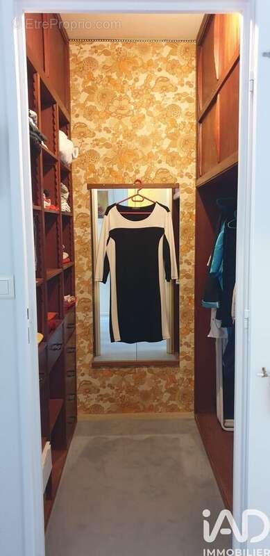 Photo 8 - Appartement à GENNEVILLIERS