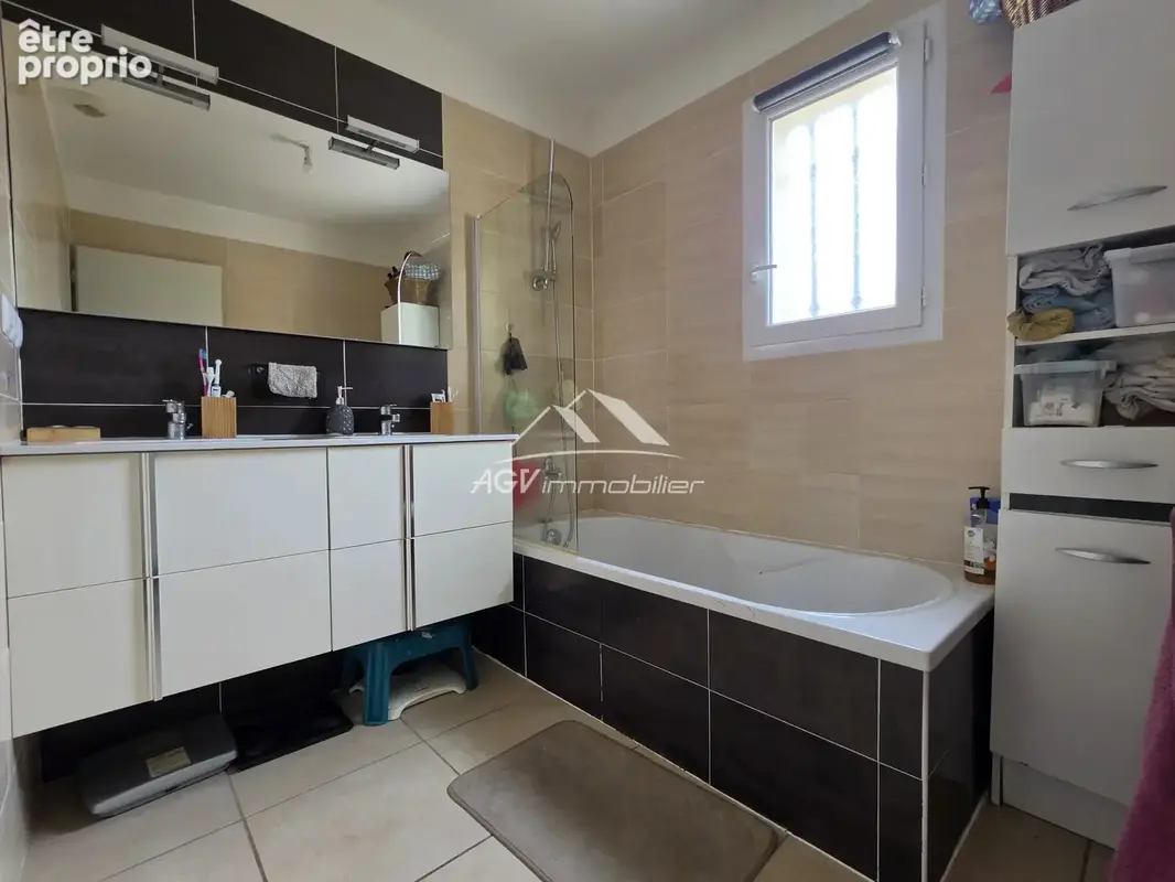 Maison individuelle, proche commodités, 4 chambres - photo 10