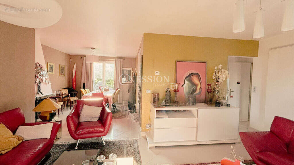 Maison à SUCY-EN-BRIE