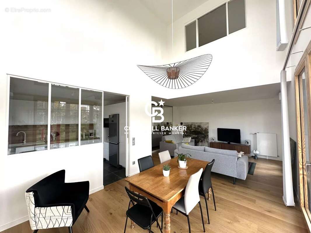 Appartement à LE VESINET