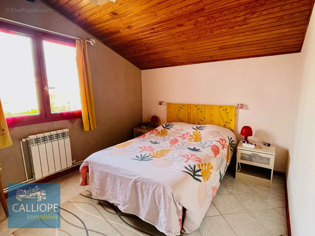 Maison à PAREMPUYRE