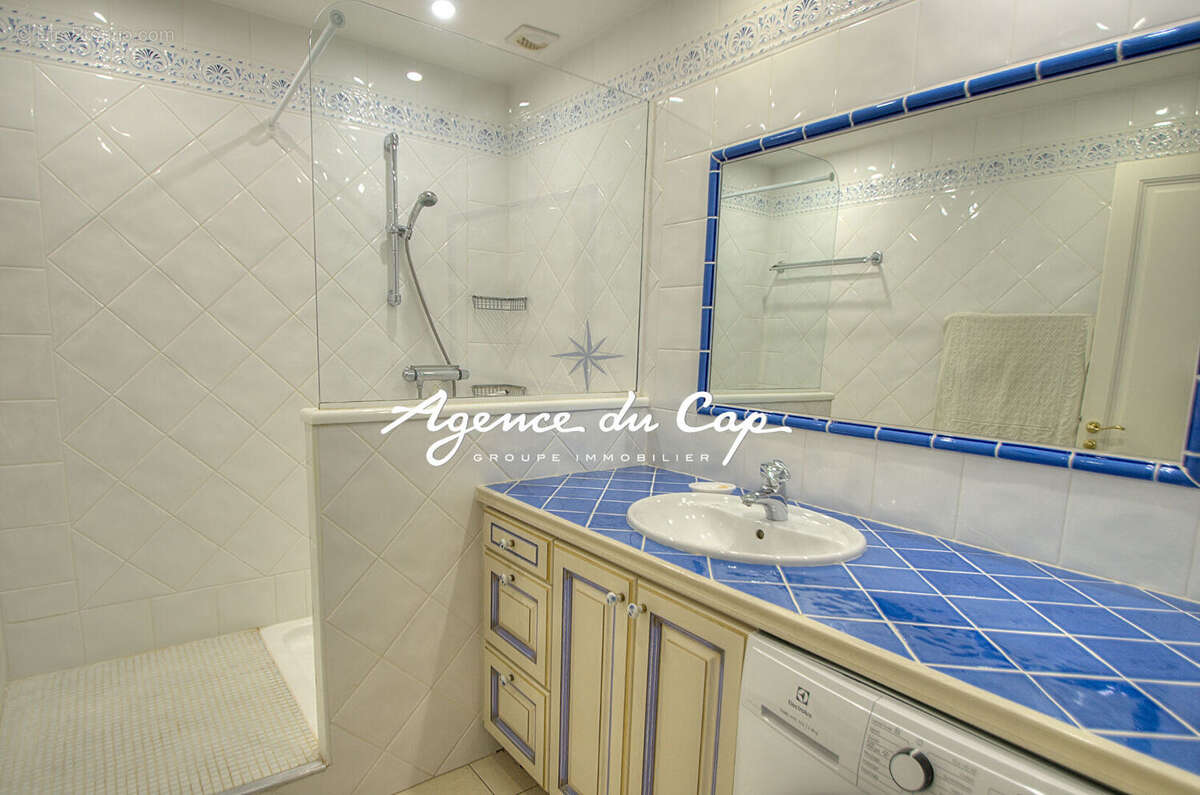 Appartement 4 pieces  109 m2 dernier etage piscine garage saint-raphael - photo 13