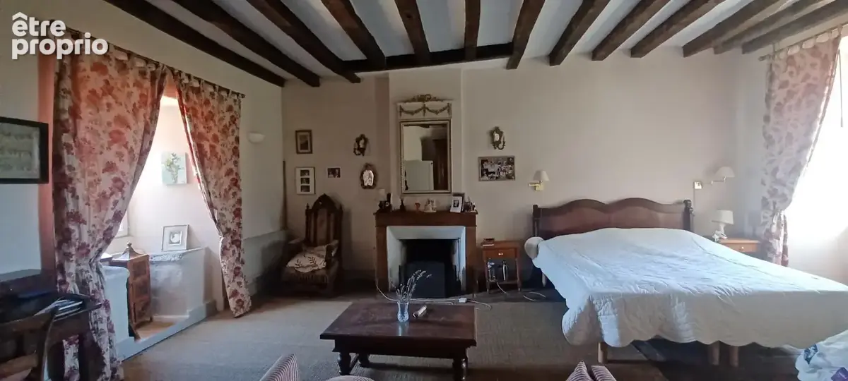 Grande maison de famille, dépendances  et jardin - photo 7