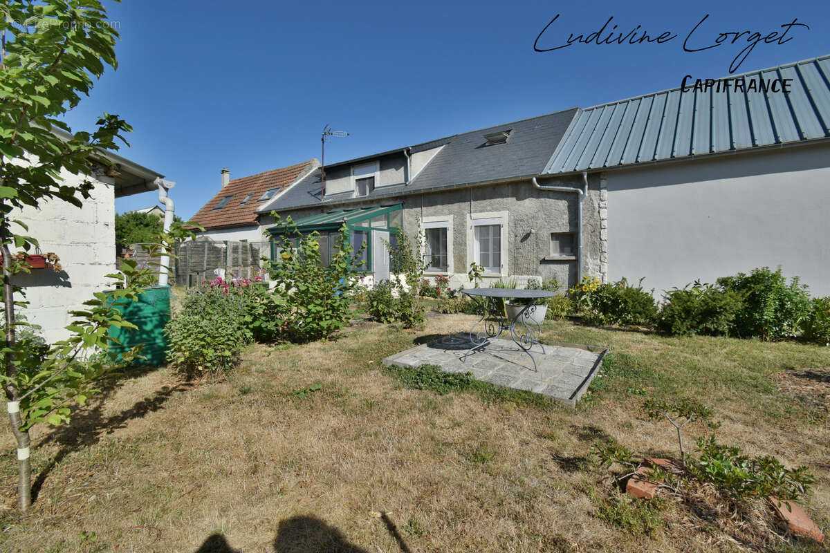 Maison à vendre à Gizy (02) 5 pièces - 114 m² – 3 chambres – Dépendance 47 m² – Garage –Toiture neuve –  DPE D - Terrain 645m2 – - photo 2
