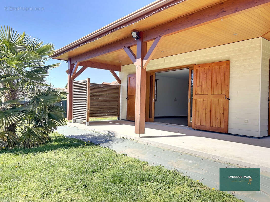 Maison à CHEZENEUVE