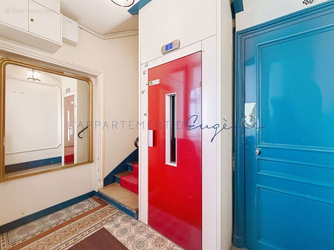 Appartement à PARIS-15E