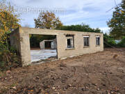 Terrain à NEUVY-EN-SULLIAS