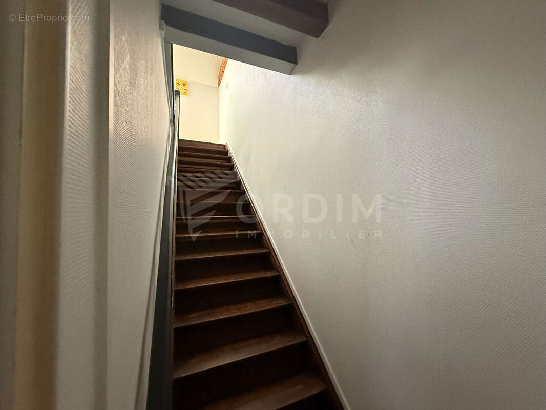 Investissement locatif à Sainpuits - photo 8