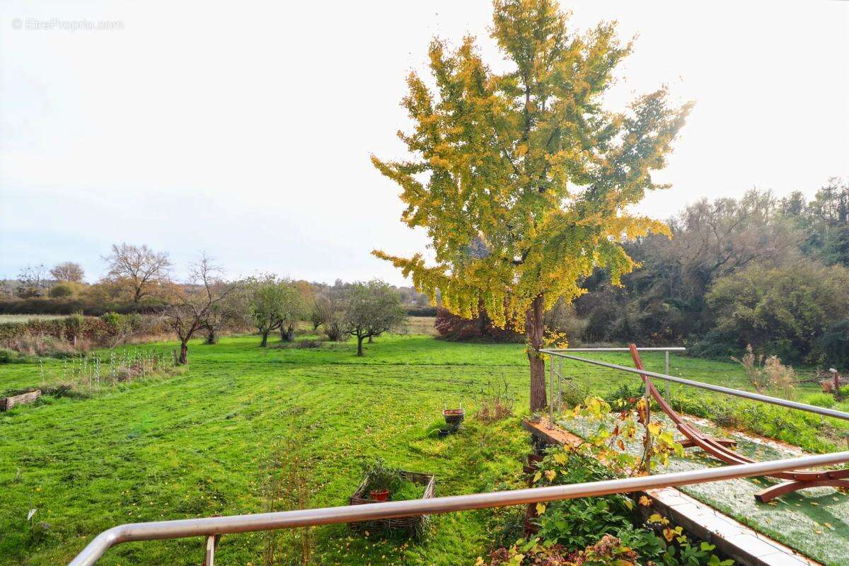 Maison à GIRONDE-SUR-DROPT