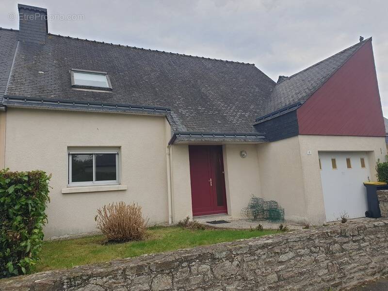 Maison à GRAND-CHAMP