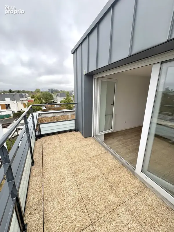 Bel appartement t2 bis avec terrasses et un place de parking en sous-sol  -  tours nord - photo 1